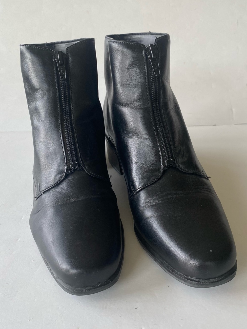 Naturalizer Black Front-Zip Leather Ankle Boots